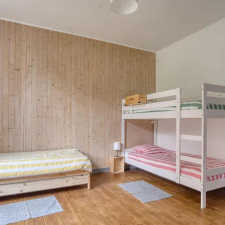 2 Bedroom Awesome In * Royan