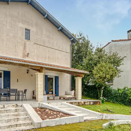 Holiday home 2 Bedroom Awesome In